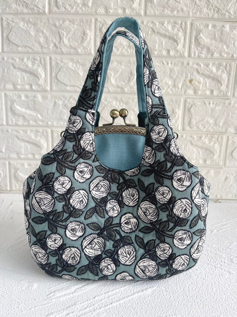 玫瑰刺繡限定款 綠  - 背心口金手提包可斜背 - 手提包/手提袋 - 棉．麻 綠色