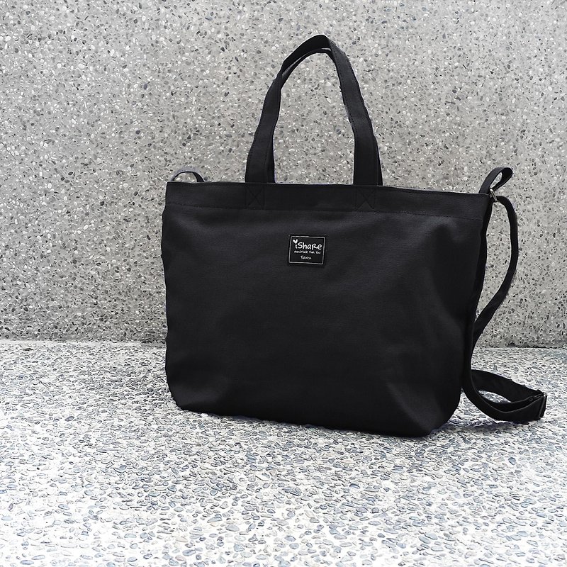 Monochrome A4 Triple Tote Bag_Zipper Style-Black (Hand Shoulder Shoulder/Book/Poster Bag) - กระเป๋าแมสเซนเจอร์ - ผ้าฝ้าย/ผ้าลินิน สีดำ