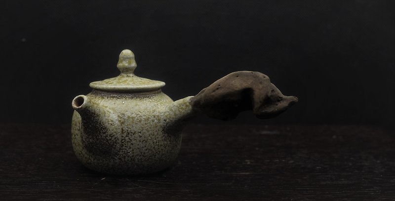 S&M soda-fired tea pot (side) - Teapots & Teacups - Pottery Khaki