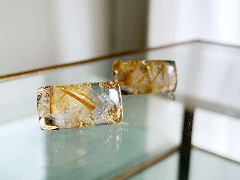 [Unisex] Rutilated quartz stud resin Clip-On that attract good luck - Earrings & Clip-ons - Resin Yellow