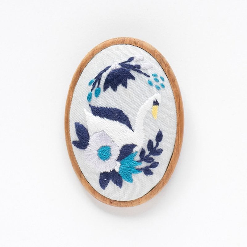 Swan Lake - Embroidery Brooch Kit - Knitting, Embroidery, Felted Wool & Sewing - Thread Blue