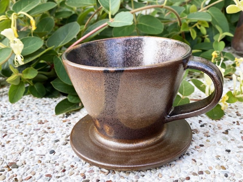 手作陶器 | 鐵釉 咖啡濾杯 - 咖啡壺/手沖壺 - 陶 咖啡色