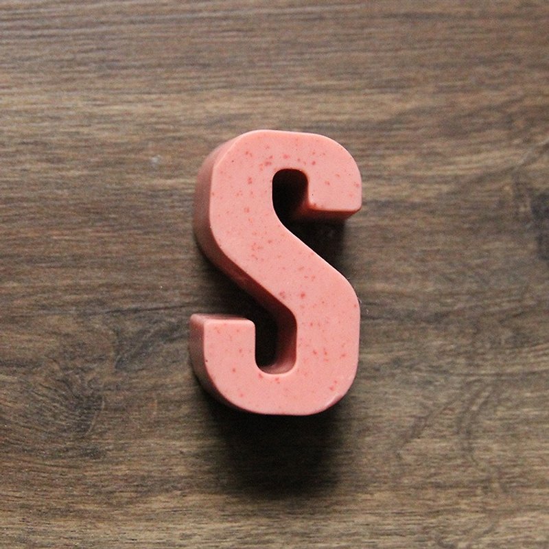 英文字母手工皂-玫瑰天竺葵 粉紅色 - 肥皂/手工皂 - 其他材質 粉紅色