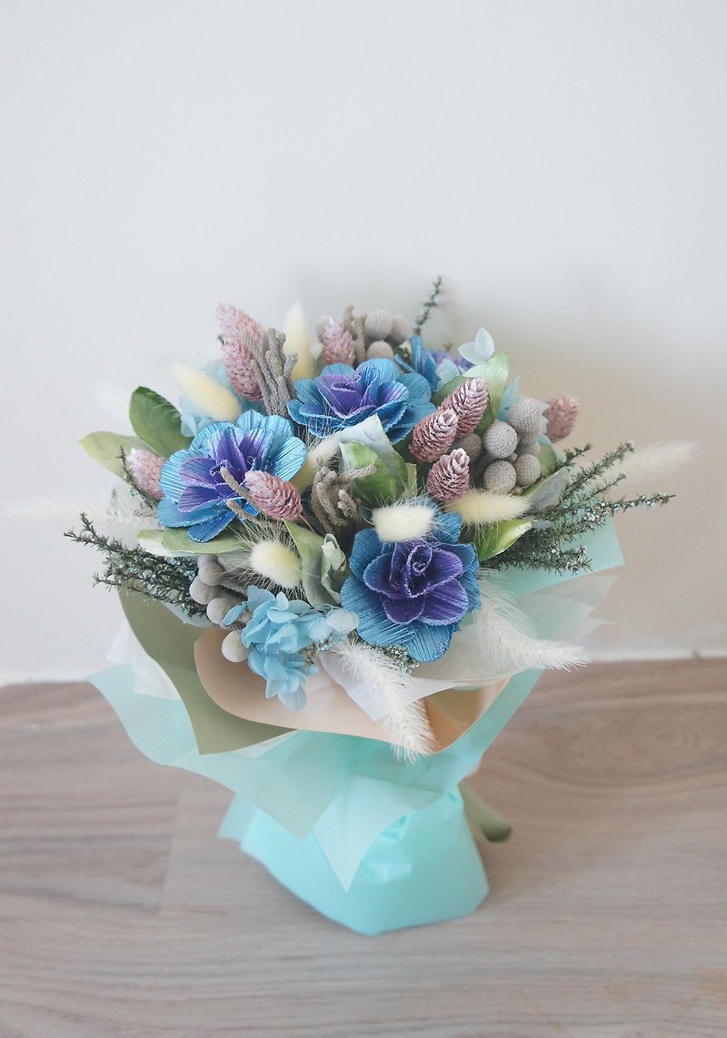(展示品出清)手作金屬風個性花束(拍照道具畢業花束生日禮物) - 乾花/永生花 - 植物．花 藍色