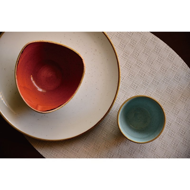 [Preferential Set] Collection White Disc x Orange Triangle Bowl x Egg White Cone Bowl - Plates & Trays - Pottery 