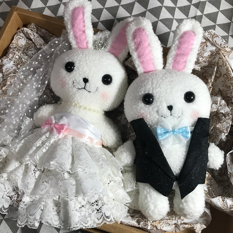 RABBIT LULU Wedding Bunny Doll Classic White Wedding Dress Wedding Gift Wedding Decoration Car Head Color - ตุ๊กตา - วัสดุอื่นๆ ขาว