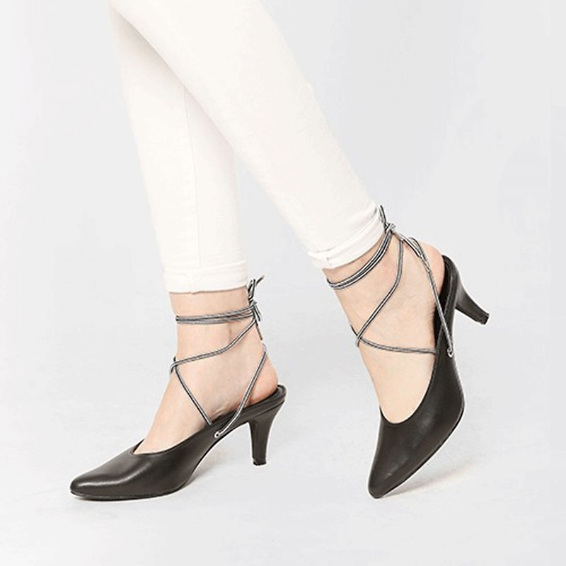 Emily 2 Way Mules - รองเท้าลำลองผู้หญิง - วัสดุอื่นๆ สีดำ