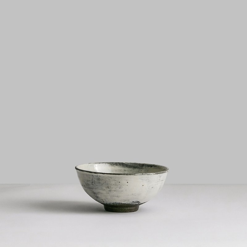 迠chè  white clay bowl / rice bowl * 2 - ถ้วยชาม - เครื่องลายคราม ขาว