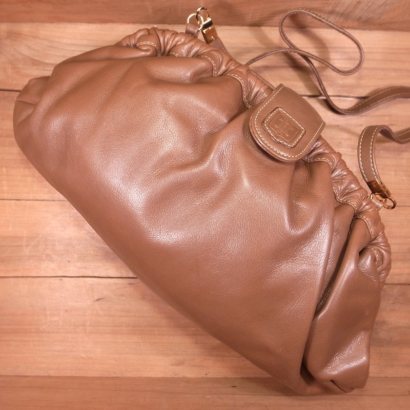 [Bones] Celine coffee leather bag with two dumplings out of print genuine antique bag Vintage - Messenger Bags & Sling Bags - Genuine Leather Brown