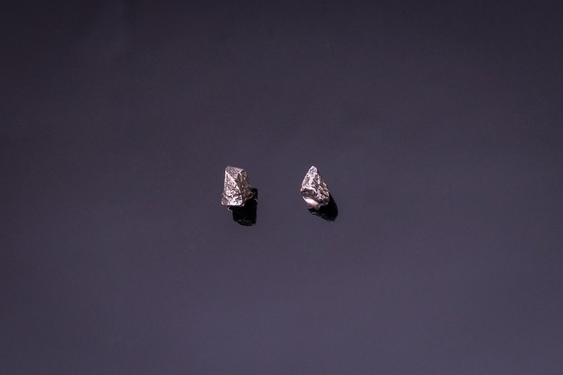 - Point Stone into gold - earrings Earring - Earrings & Clip-ons - Sterling Silver Silver