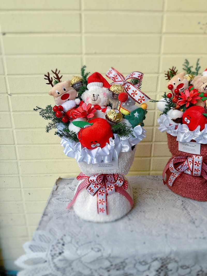 聖誕禮物首選-聖誕熊豐盛金莎花束禮盒 - 乾燥花/永生花 - 植物．花 多色