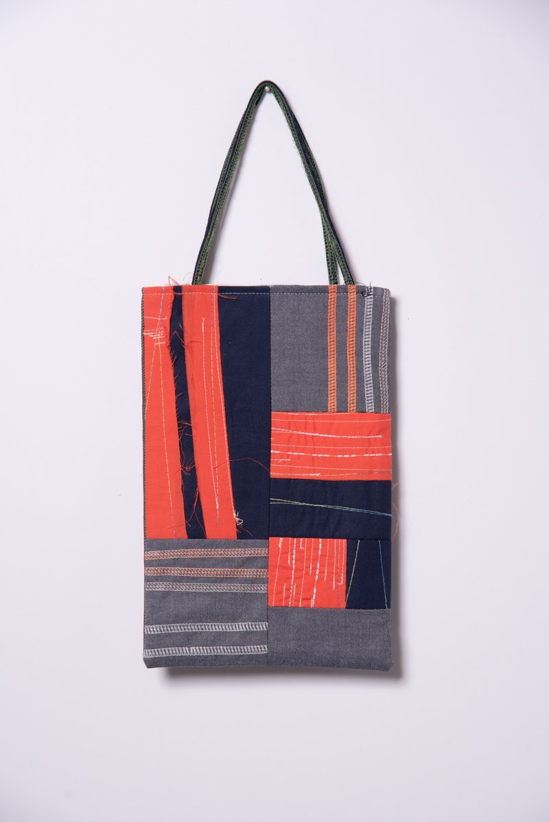 [Sustainable renovation] REHOW designer envelope handbag _ handmade limited edition products (blue/orange - กระเป๋าถือ - ผ้าฝ้าย/ผ้าลินิน 