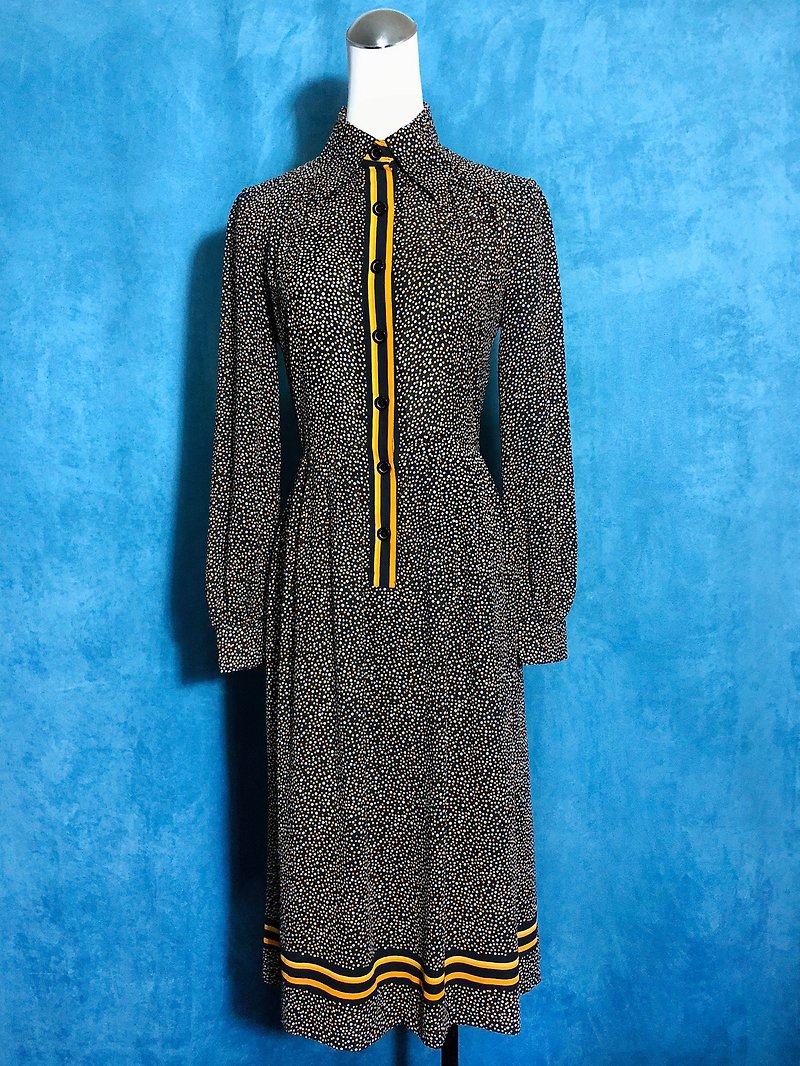 Retro little stripes chiffon long-sleeved vintage dress / bring back VINTAGE - ชุดเดรส - เส้นใยสังเคราะห์ สีนำ้ตาล