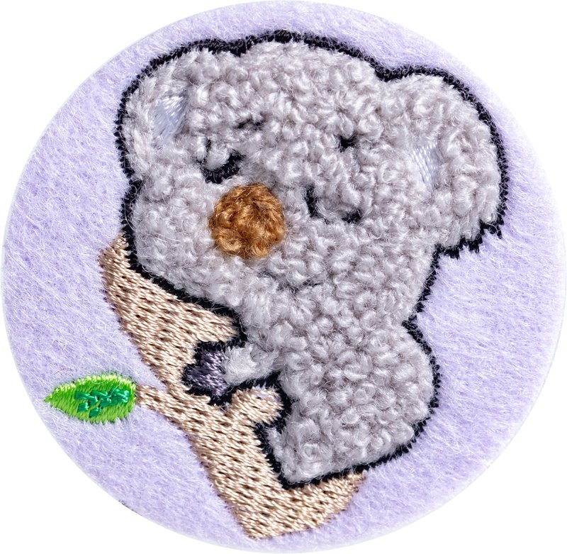 森林系列 無尾熊--立體刺繡別針 睡不醒無尾熊 刺繡別針 婚禮小物 - 胸針 - 繡線 多色