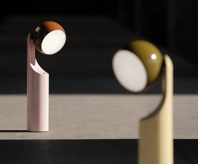 鉄道車両用読書灯 モノ読書灯 - ショップ k154142 照明・ランプ - Pinkoi