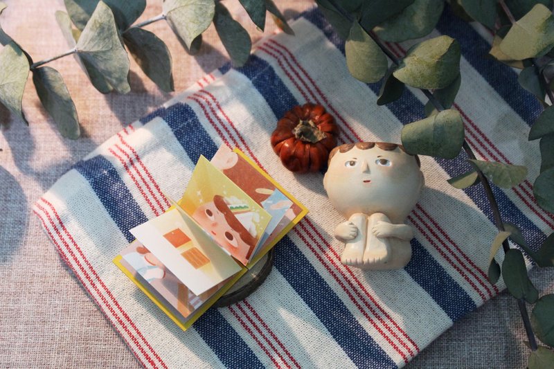 【 夾心派 出版 】夾心派小人 / 迷你插畫小書 ZINE 三週年紀念 - 刊物/書籍 - 紙 黃色