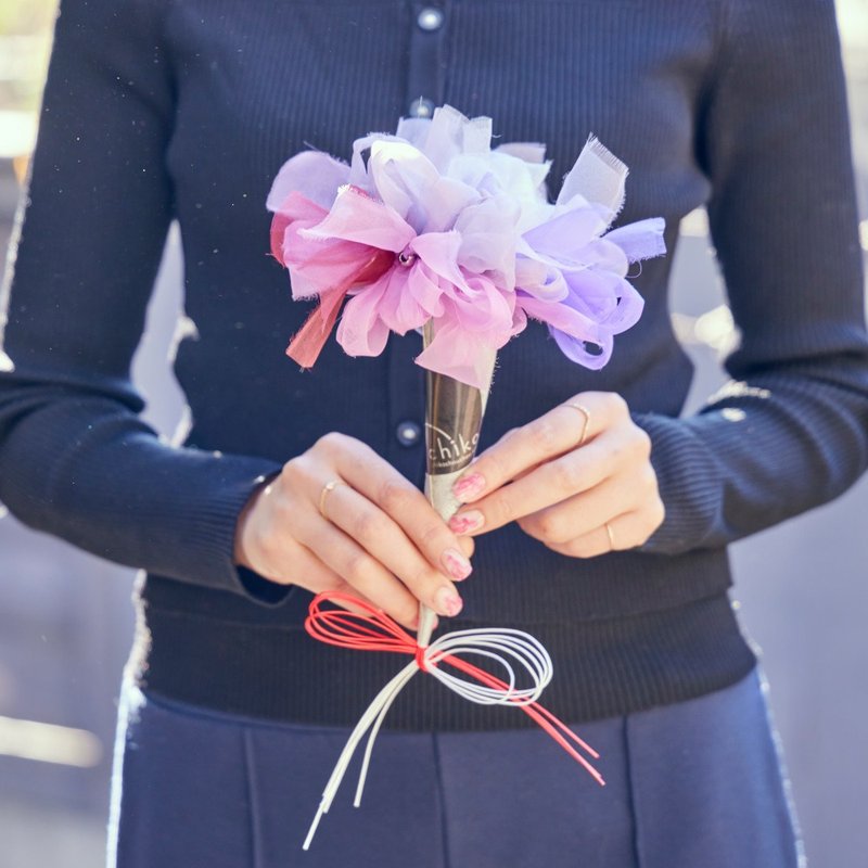 Lucky Bag Lucky Bouquet | New Year's Lucky Bag with Blooming Knitted Scrunchie| Leaf Peony - เครื่องประดับผม - ไฟเบอร์อื่นๆ หลากหลายสี