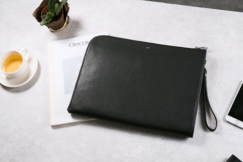 Maverick & Co. Atlas 商務頭層皮革手拿包 筆電包 13吋 (黑色)