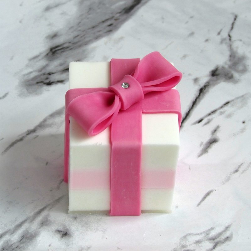 Single entry cake soap gift box-pink ribbon - Body Wash - Plants & Flowers Pink