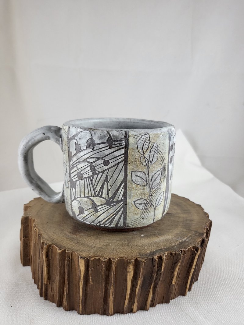 Lily of the valley flower paper cutting art mug - Mugs - Pottery White