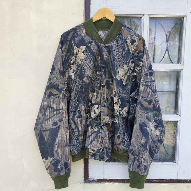 Vintage Mossy oak Break up Camouflage Quilted Embroidered Hunting Jacket - เสื้อโค้ทผู้ชาย - ผ้าฝ้าย/ผ้าลินิน สีนำ้ตาล