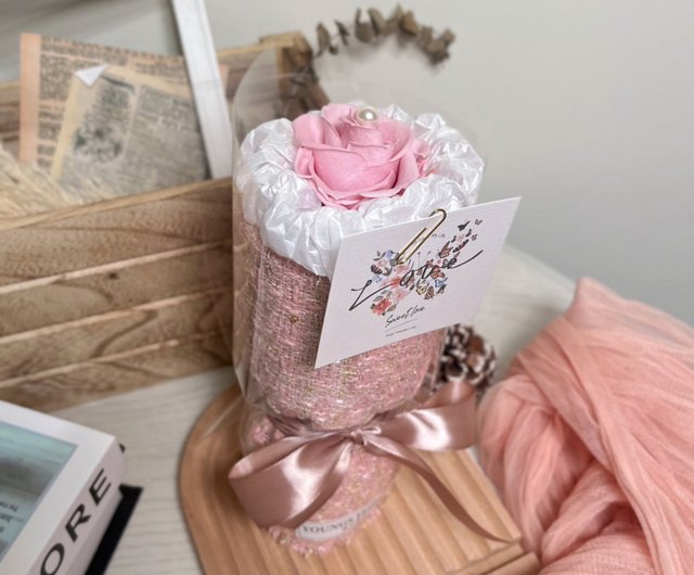 Valentine's Day Gift The One and Only You Everlasting Flower Bouquet - Shop  youngsflower Dried Flowers & Bouquets - Pinkoi