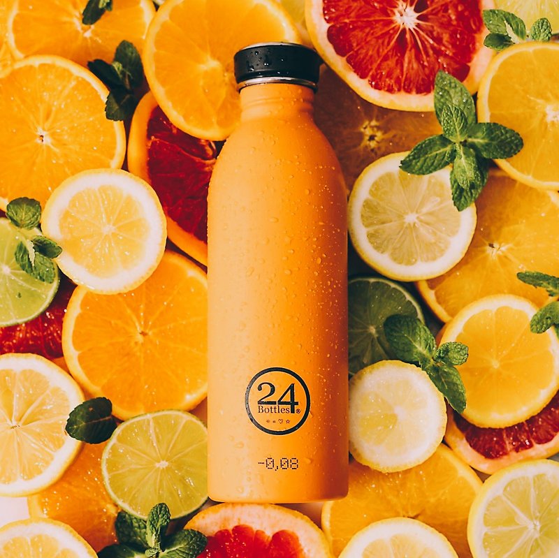 *24Bottles - Urban Bottle Total Orange - 100g lightweight stainless steel bottle - กระติกน้ำ - โลหะ สีส้ม