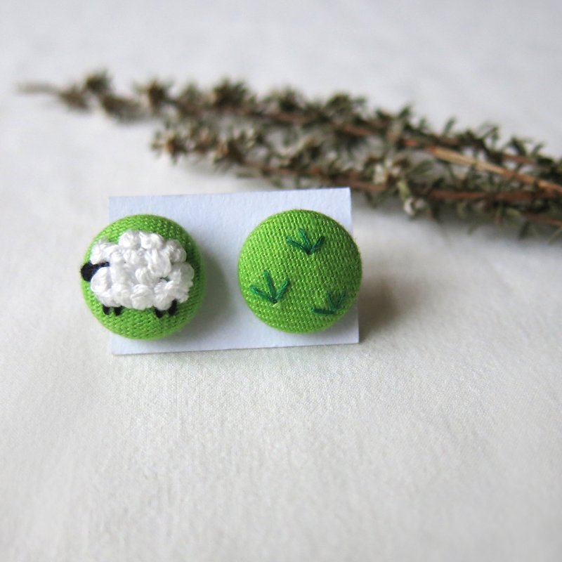 Cloth embroidery earrings efforts sheep subsection - Earrings & Clip-ons - Thread Green