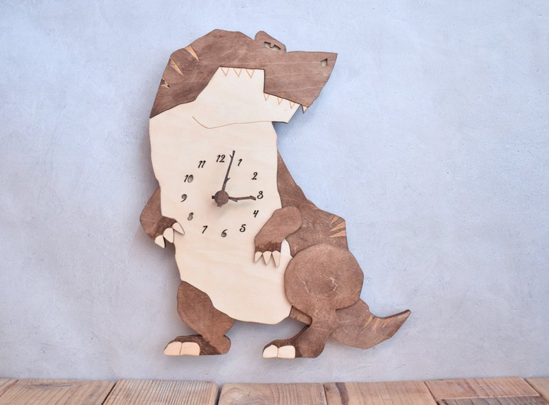 Wooden wall clock that can stare at Tyrannosaurus - นาฬิกา - ไม้ สีกากี