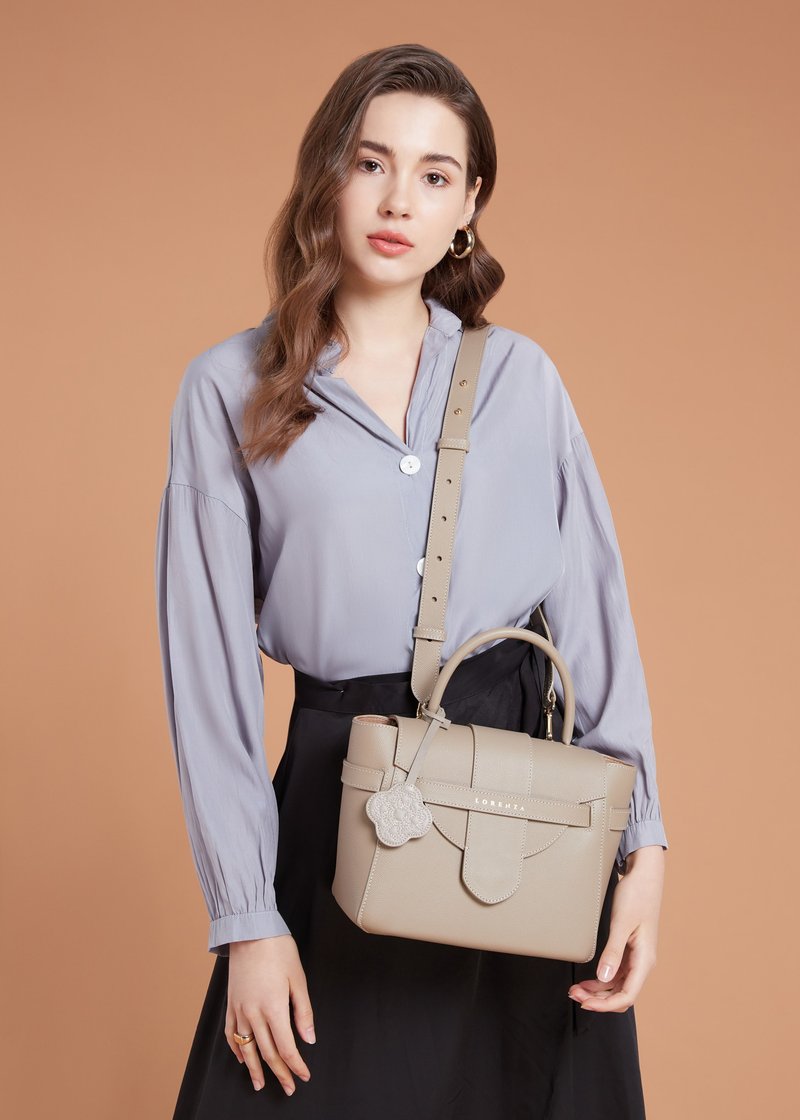 strap of Rue bag - 手提包/手提袋 - 真皮 卡其色