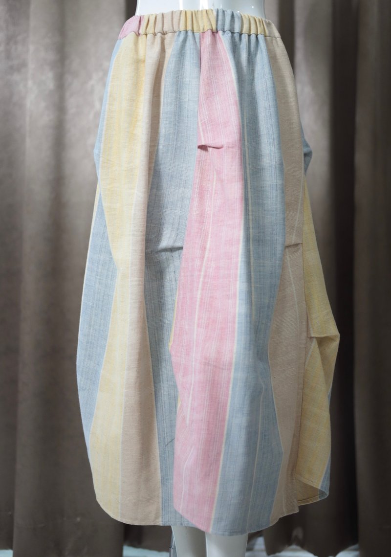 Loom & Leaf - Artisanal Tuck Skirt - 裙子/長裙 - 棉．麻 多色