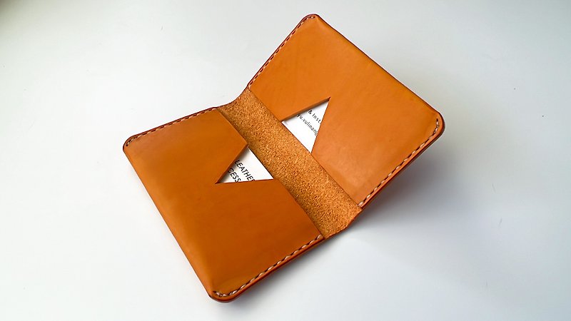 Leather Business Card Holder / YIYU Handmade Leather Goods - ที่เก็บนามบัตร - หนังแท้ สีนำ้ตาล
