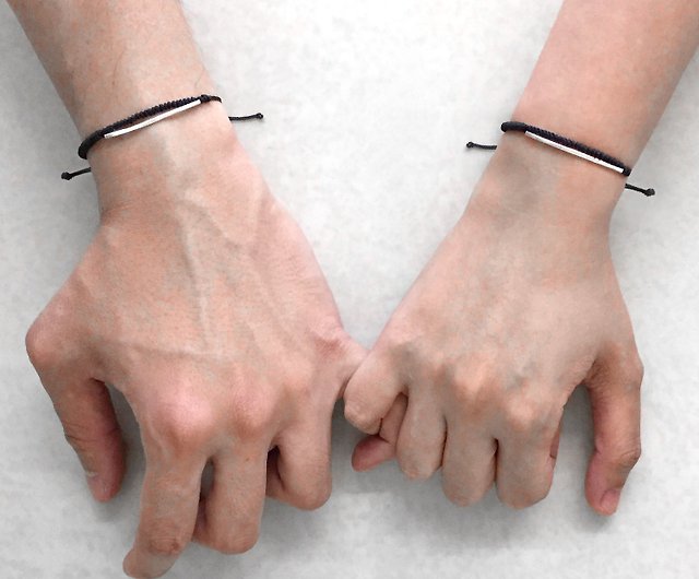 Thin String Bracelet 