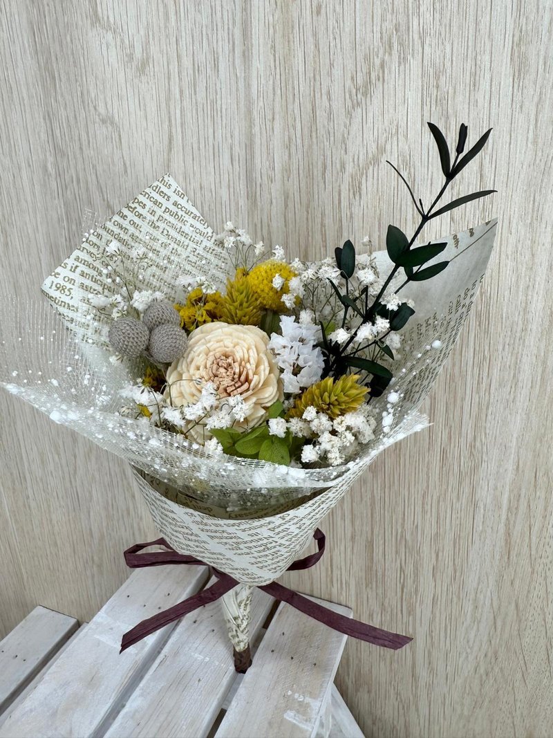 畢業季主題花卉 擴香索拉花小花束-1 - 乾燥花/永生花 - 植物．花 