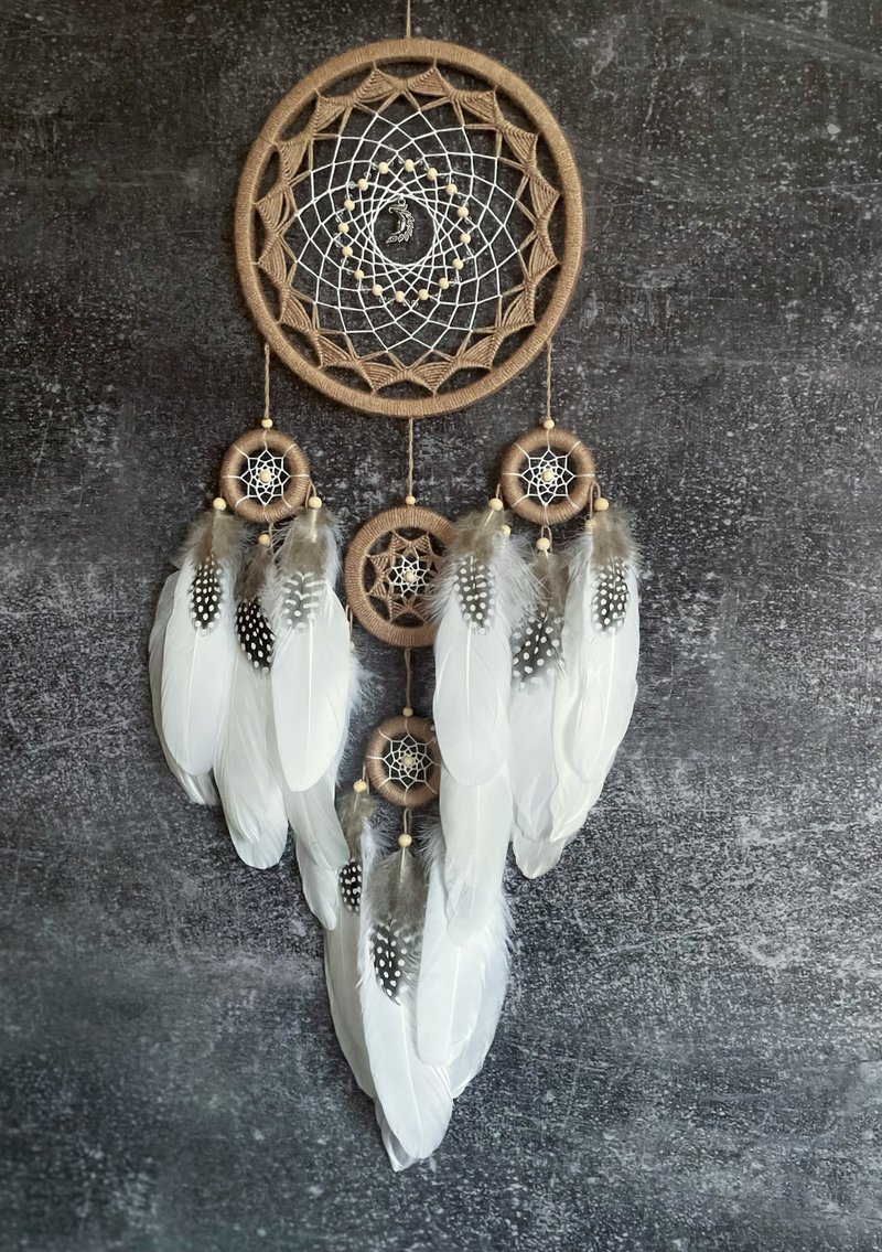 Large beige and white natural dreamcatcher - Wall Décor - Thread White