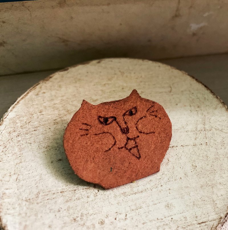 Cat 貓 復古 皮革 別針 胸針 - 胸針 - 真皮 