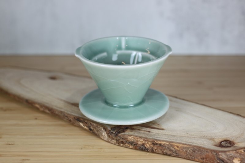 【送禮好物】青瓷冰裂 迷宮咖啡濾杯 單人用00號 台灣綠工藝 - 咖啡壺/手沖壺 - 瓷 