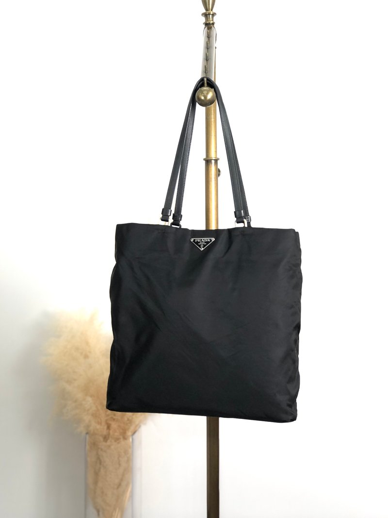 【 日本直送　名牌中古包 】PRADA プラダ トートバッグ ブラック トライアングルロゴ カデナ ナイロン レザー vintage ヴィンテージ hs4bb2 - 手提包/手提袋 - 尼龍 黑色
