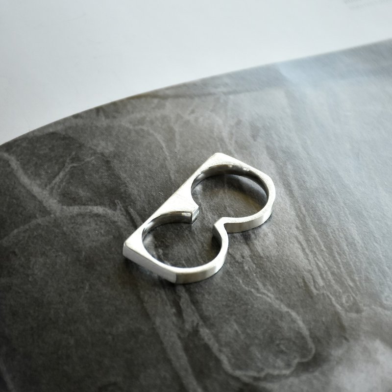 Original handmade minimalist geometric link ring two fingers two fingers 925 Silver Silver ring - แหวนทั่วไป - เงินแท้ สีเงิน