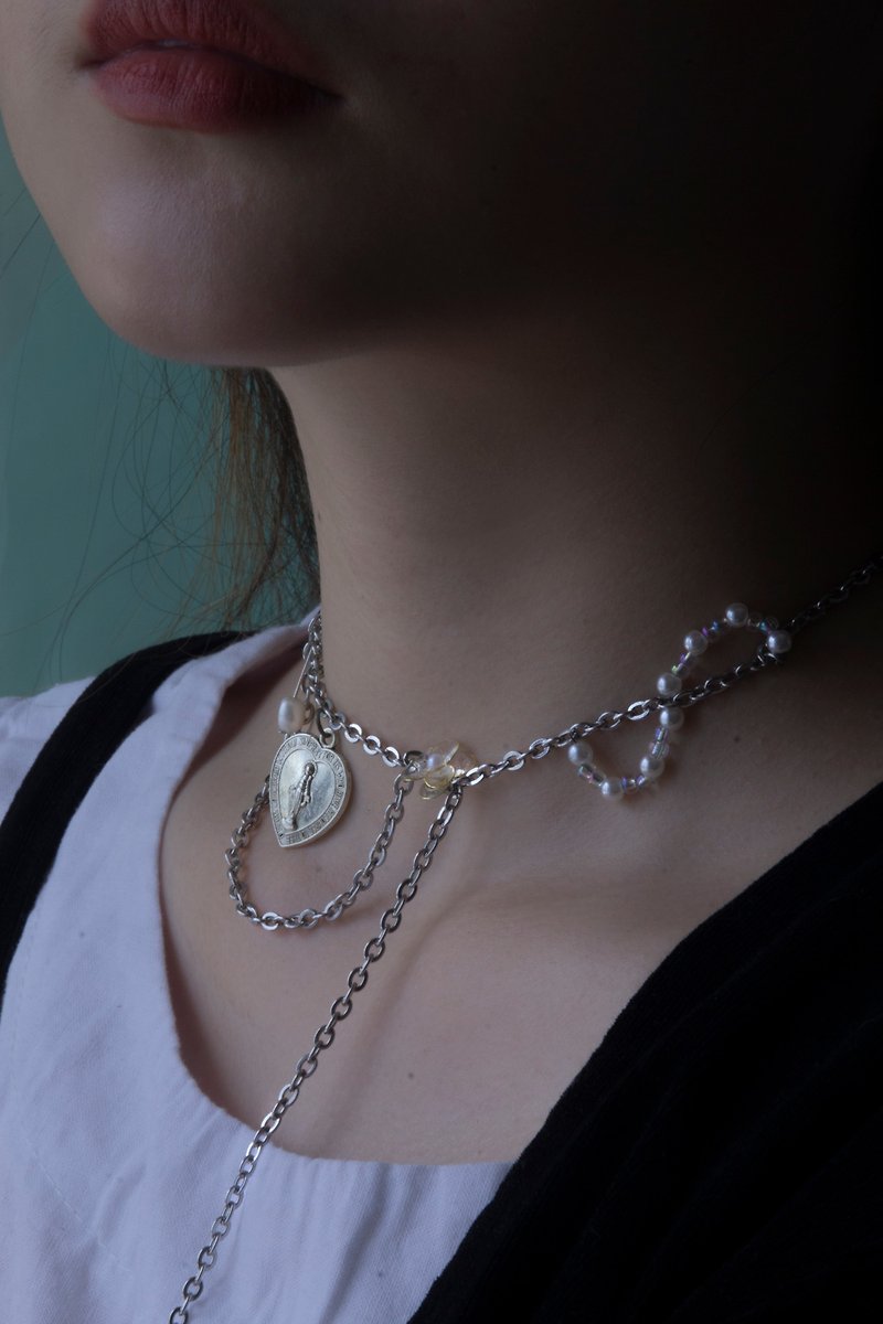 淡水珍珠透明小花琉璃珠蝴蝶長項鍊頸鏈 - 項鍊 - 不鏽鋼 銀色