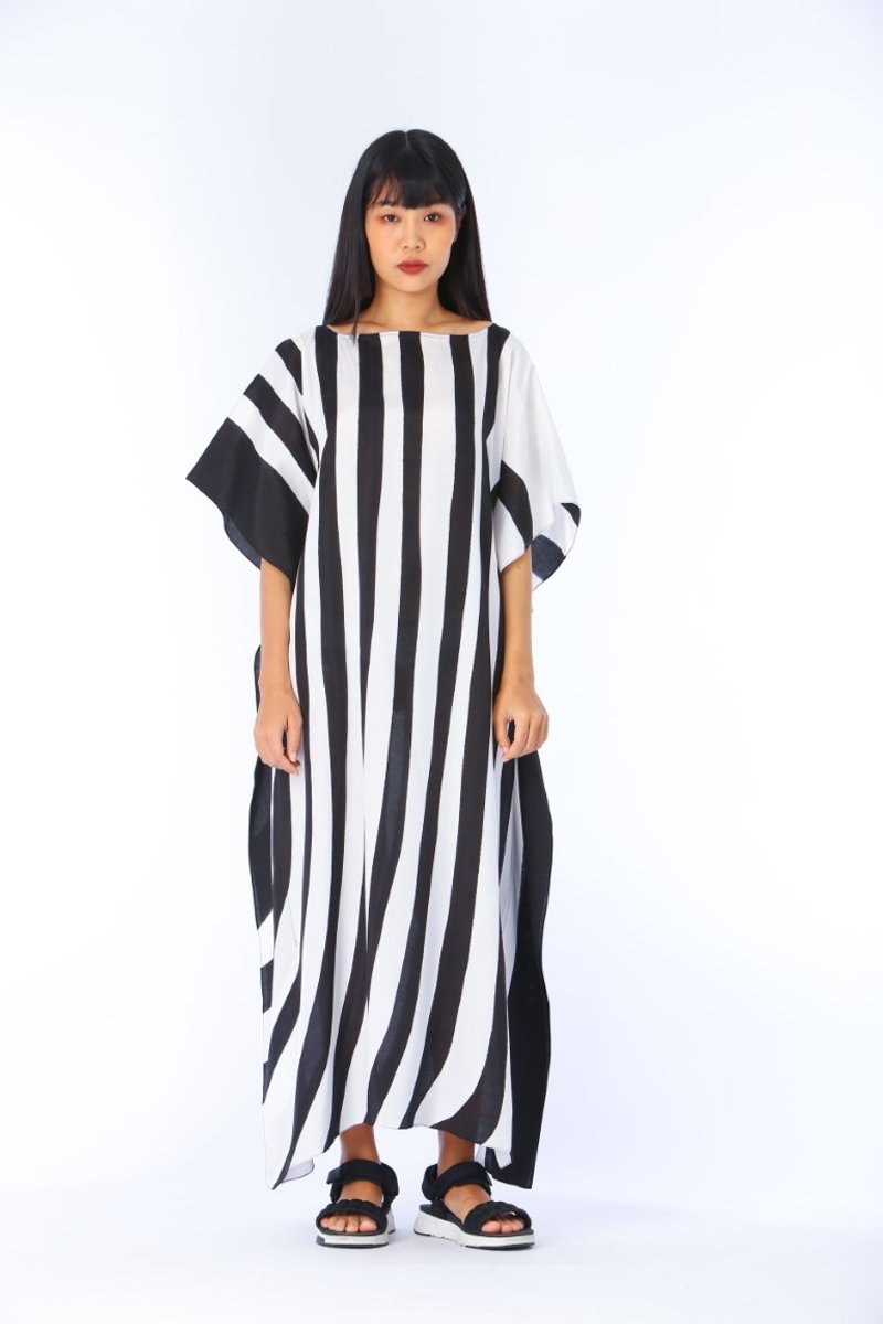 Hand Painted Cotton Silk Kaftan for Summer Resort Vacation F - 洋裝/連身裙 - 棉．麻 黑色