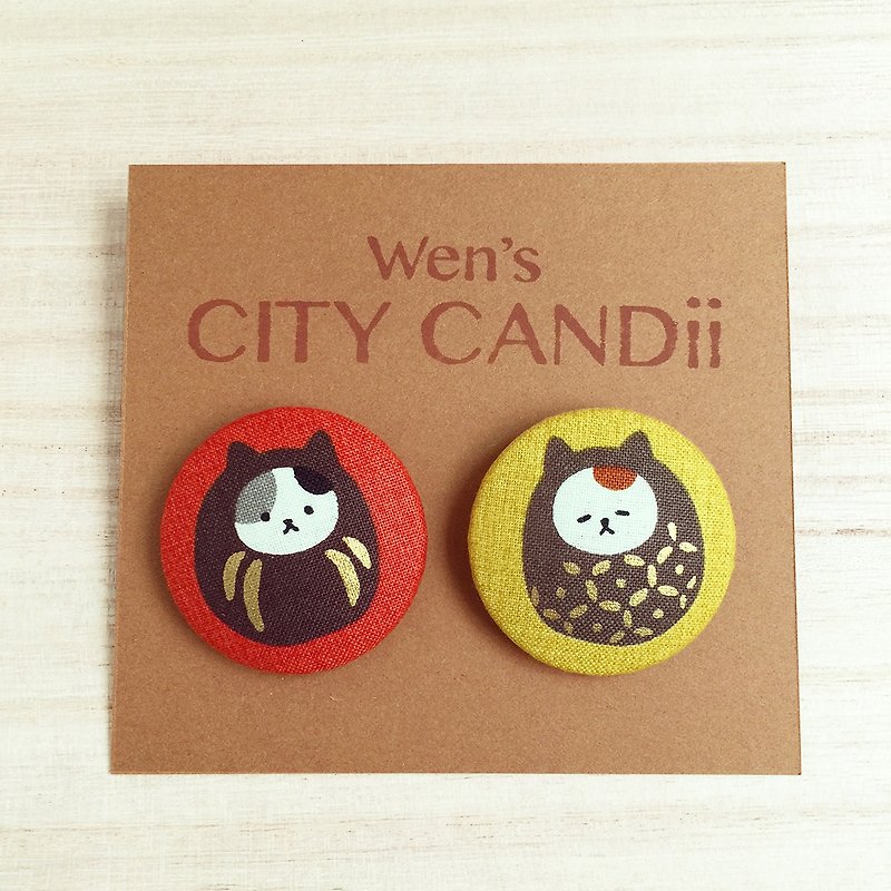 4cm Fabric Badges / Daruma Cat Series No.2 - Badges & Pins - Cotton & Hemp Red