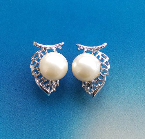 老時光角落 Vintage Jewelry SARAH COV Nature's Pearl 夾式耳環