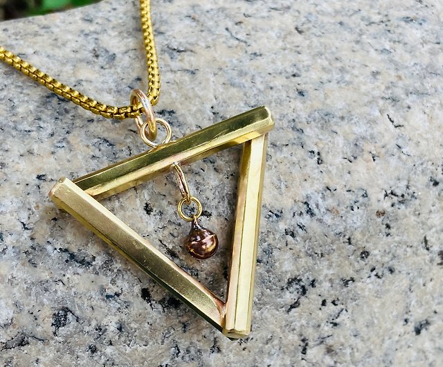 黃銅三角型項鍊s374 設計館鍬鍬手作銀飾頸鍊 Pinkoi