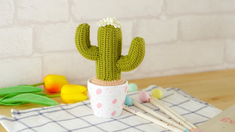 saguaro cactus Handmade crochet cactus  in terracotta pot homedecor - 植栽/盆栽 - 棉．麻 綠色