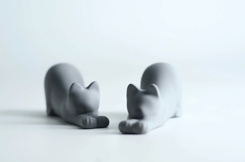 Lazy Cat Clear Cement Desktop Decoration Wabi-sabi Aesthetics - ของวางตกแต่ง - ปูน สีเทา