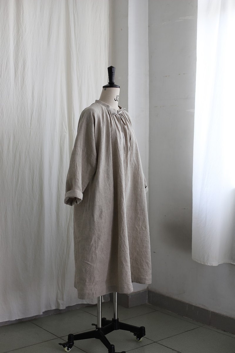 Han Linen Wabi sleeves plain robe with flat shoulders, a piece of cloth, flat cut loose long dress - One Piece Dresses - Cotton & Hemp Gray