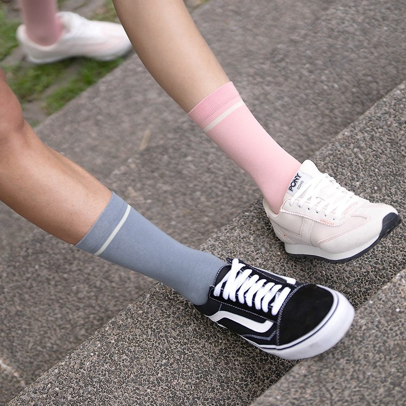 【Suki】Light Pressure Riding Socks-Haifang Blue-Middle Tube-L-Deodorant/Thin Feeling - Socks - Cotton & Hemp 