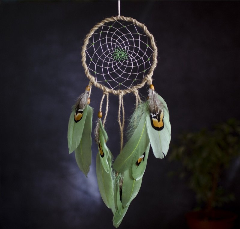 Natural green beige dream catcher authentic dreamcatcher rustic style bedroom - ตกแต่งผนัง - งานปัก สีเขียว