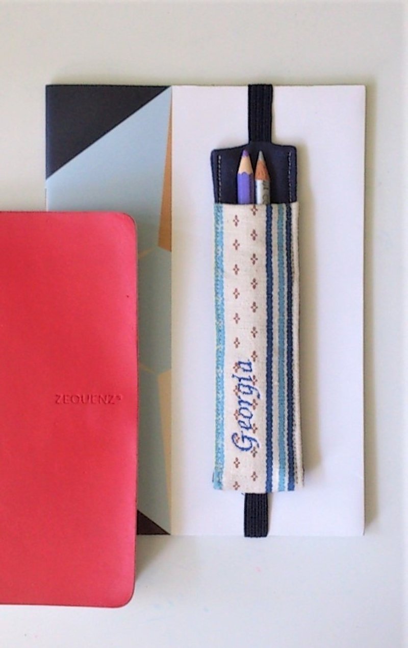 Journal Pen Holder (Blue Country Floral) - กล่องใส่ปากกา - ผ้าฝ้าย/ผ้าลินิน สีน้ำเงิน